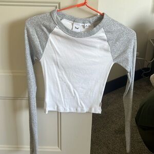 New without tags TNA jersey long sleeve size XS